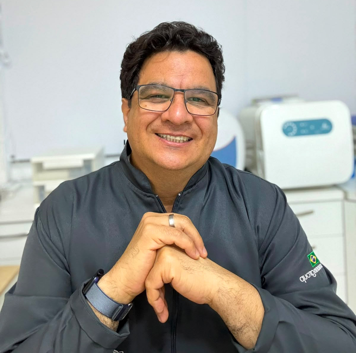 Foto ilustrativa do Dr. Cleiton